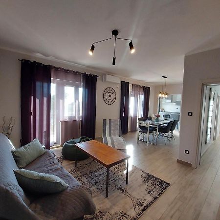 Family Apartment Cathy Galižana Dış mekan fotoğraf
