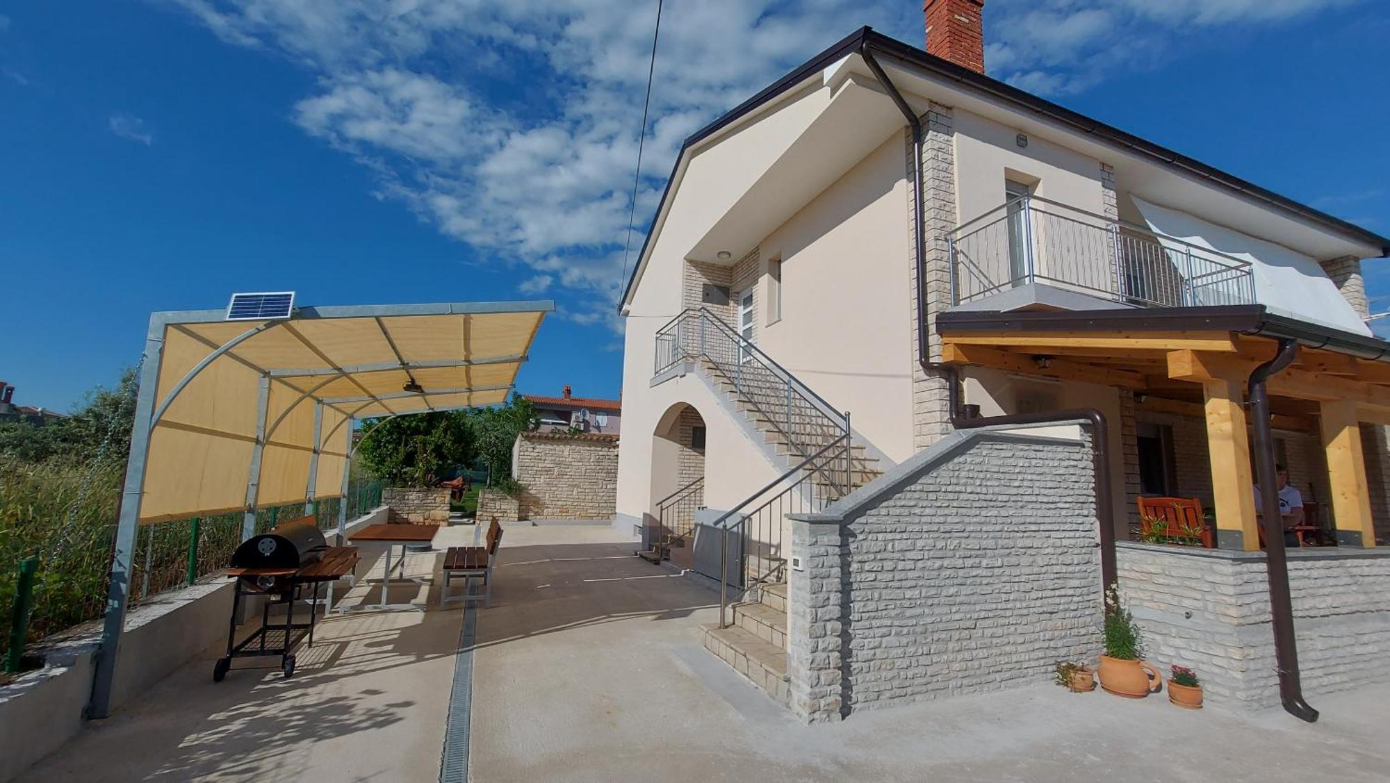 Family Apartment Cathy Galižana Dış mekan fotoğraf